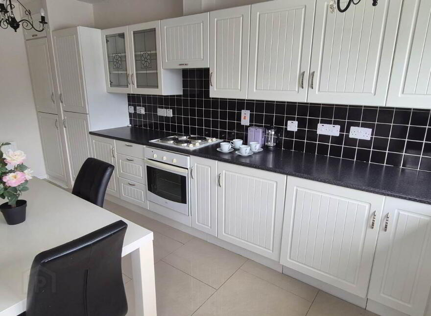 15 Fortfield Avenue, Derry, BT48 8DN