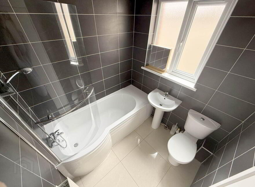 61 Ardenvohr Street, Woodstock Road, Belfast, BT6 8NB