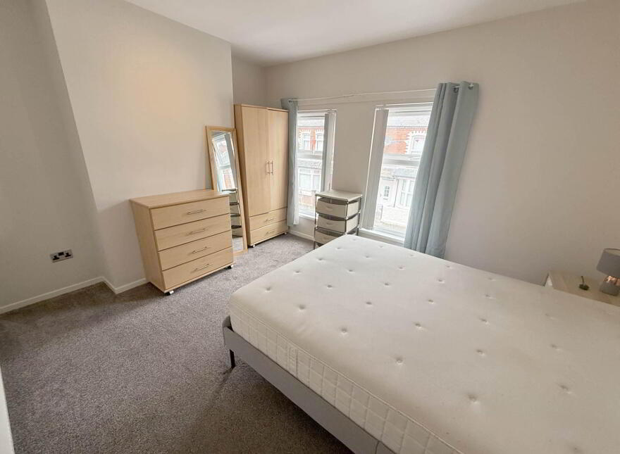 61 Ardenvohr Street, Woodstock Road, Belfast, BT6 8NB