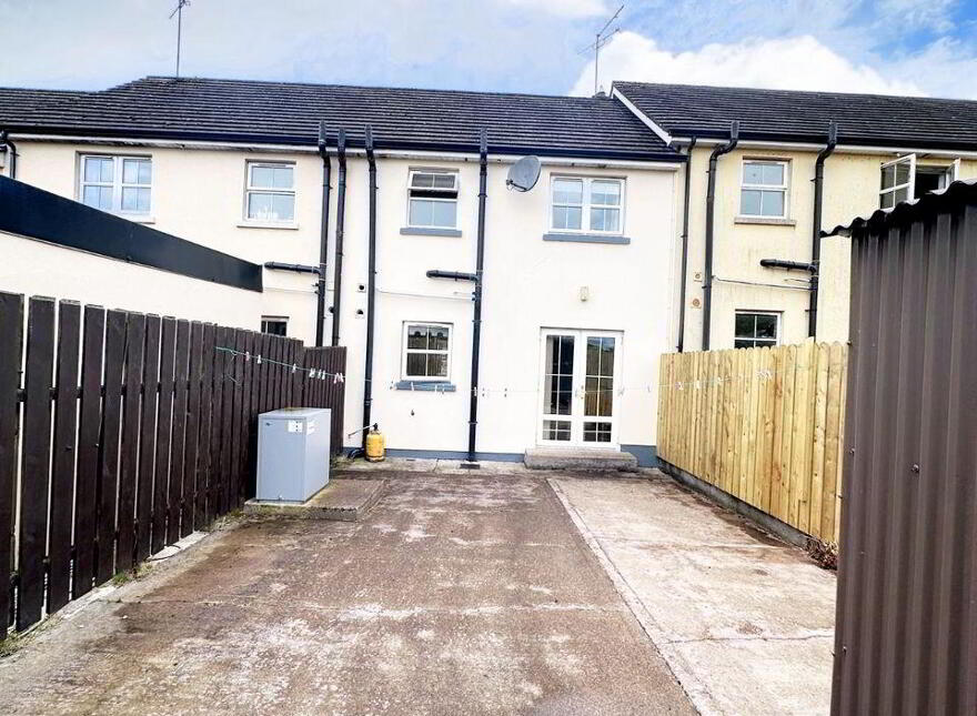 5 Chapel Court, Carrickroe