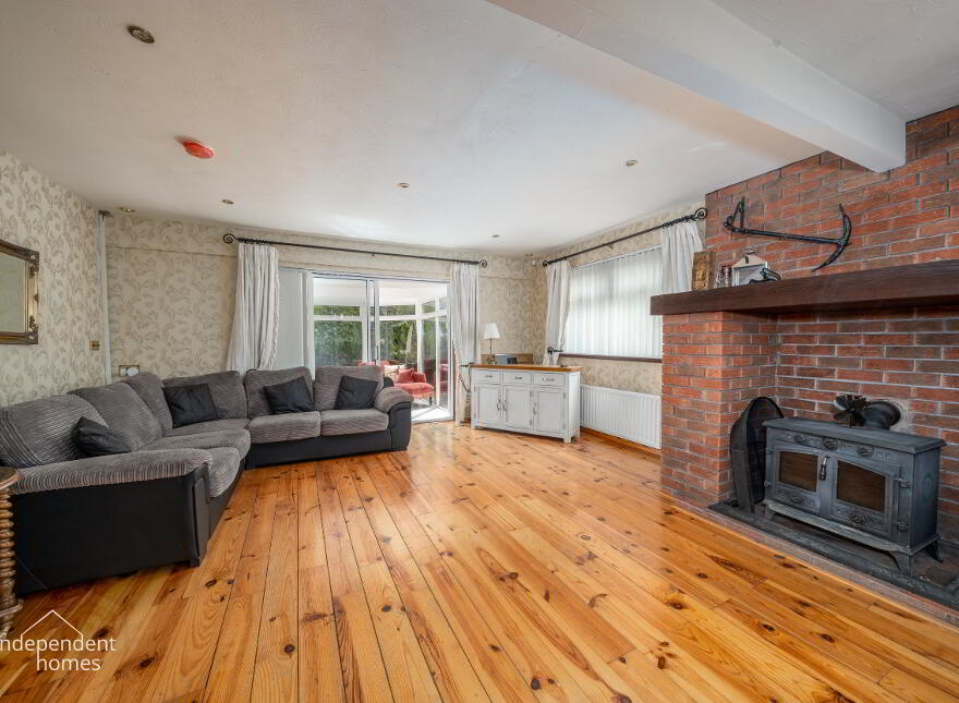 26 Duneira Park, Larne, BT40 1PF
