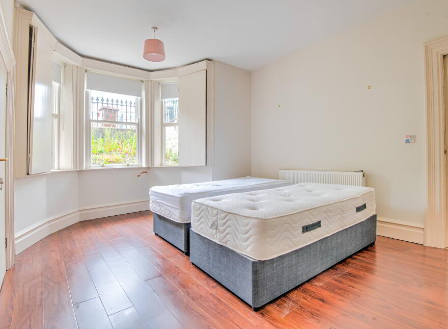 Unit 1, 2 Victoria Street, Armagh, BT61 9DT
