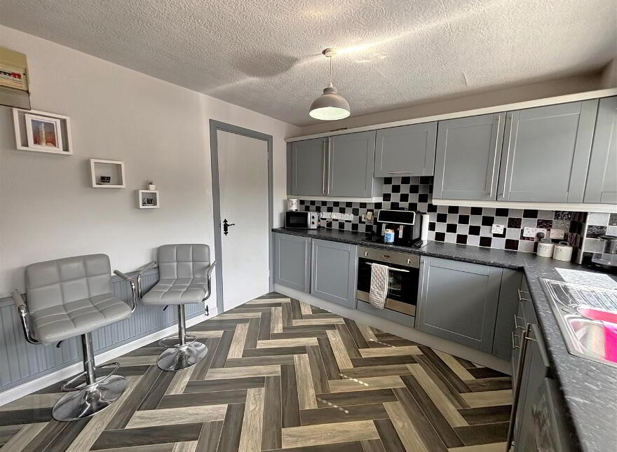8 Millview Court, Belfast, BT14 8PY