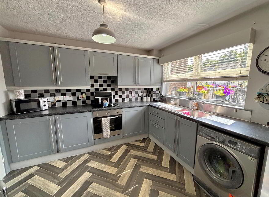8 Millview Court, Belfast, BT14 8PY