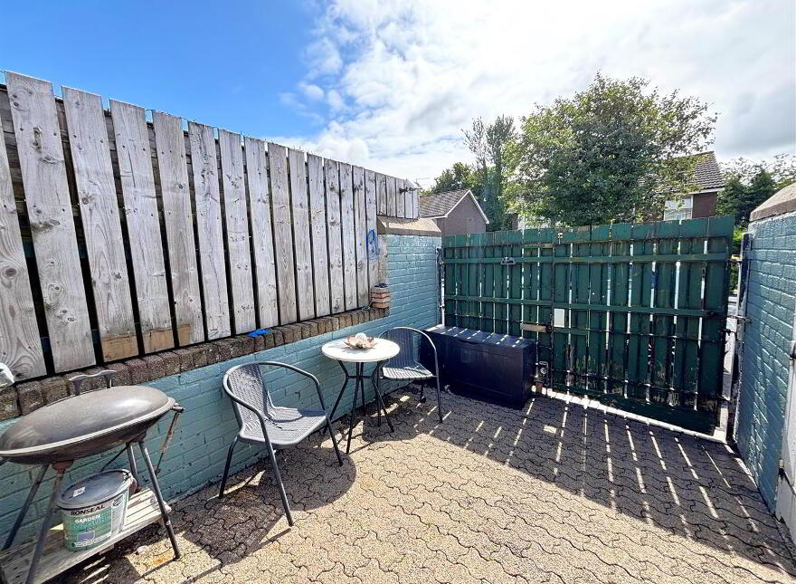 8 Millview Court, Belfast, BT14 8PY