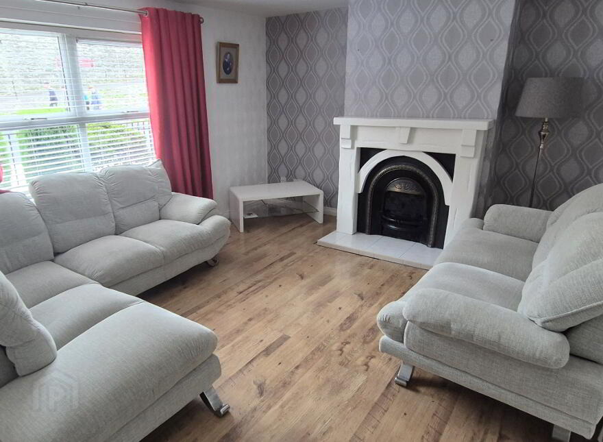 10 Fahan Street, Derry, BT48 6AQ