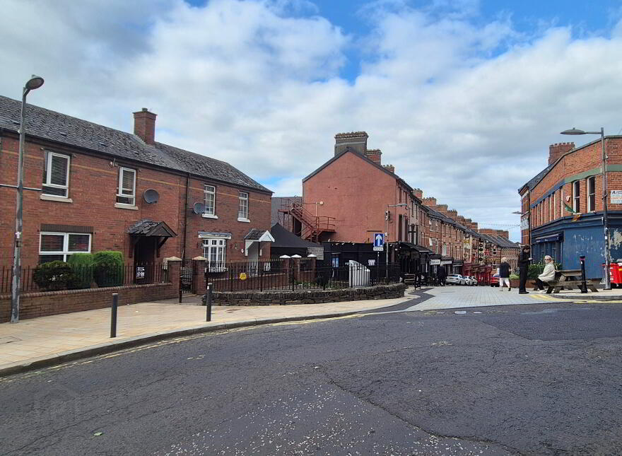 10 Fahan Street, Derry, BT48 6AQ