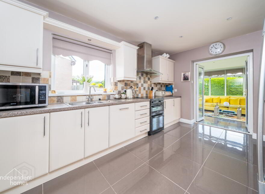 25 Croft Manor, Ballygally, Larne, BT40 2RU
