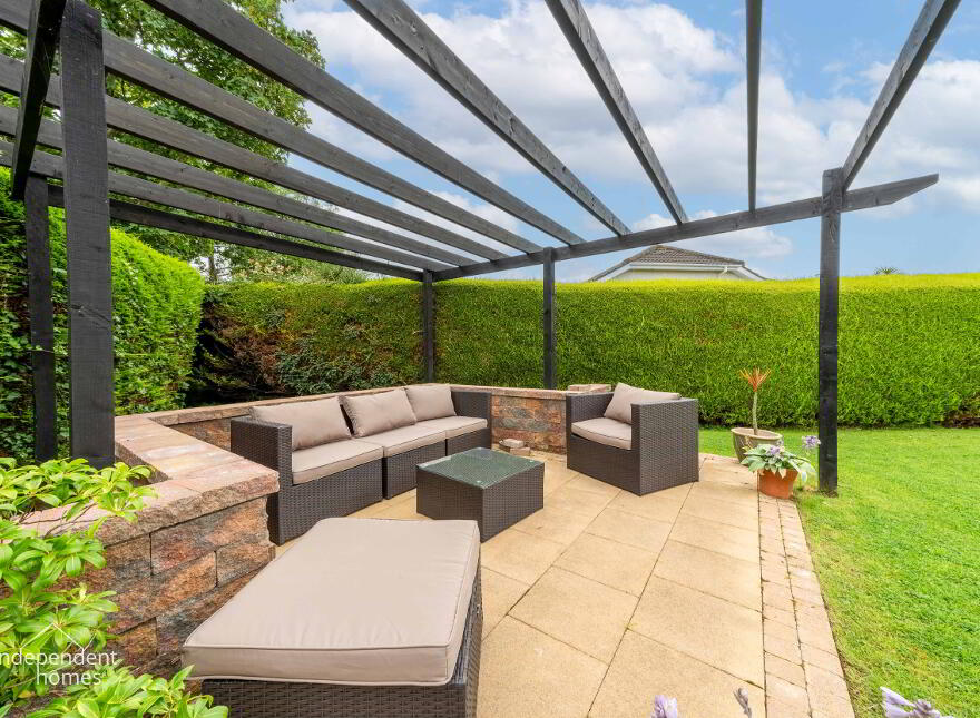 25 Croft Manor, Ballygally, Larne, BT40 2RU