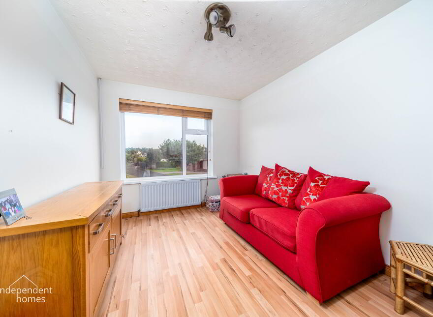 25 Croft Manor, Ballygally, Larne, BT40 2RU
