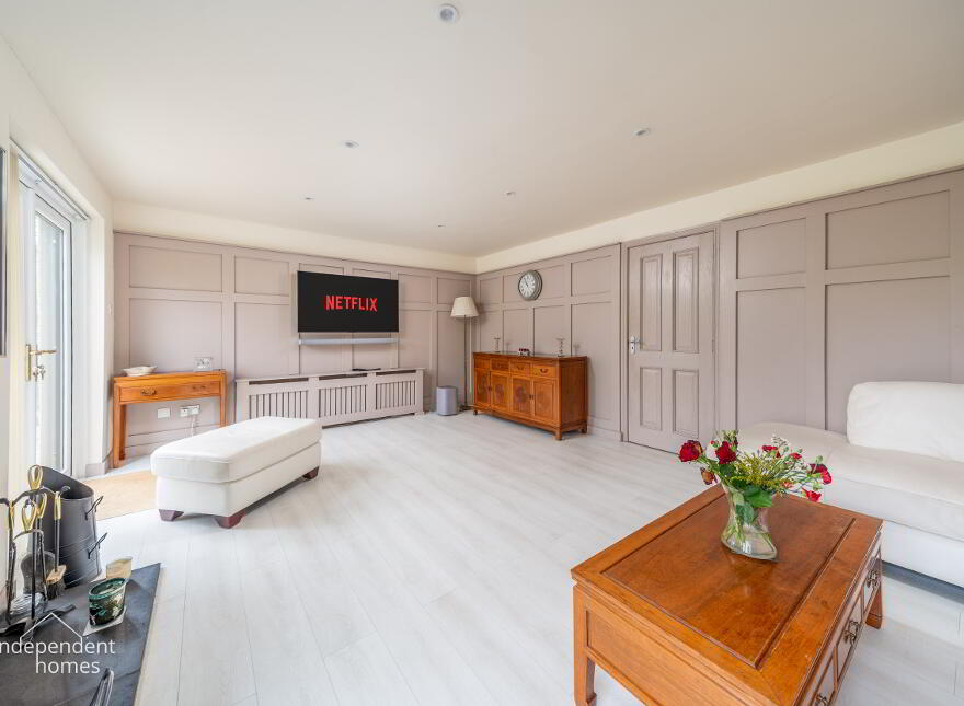 25 Croft Manor, Ballygally, Larne, BT40 2RU