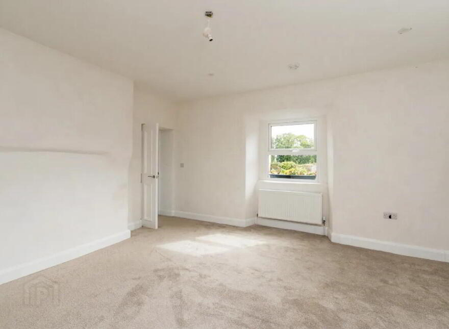 Claras House, Claras, Newtowncashel, N39EE70