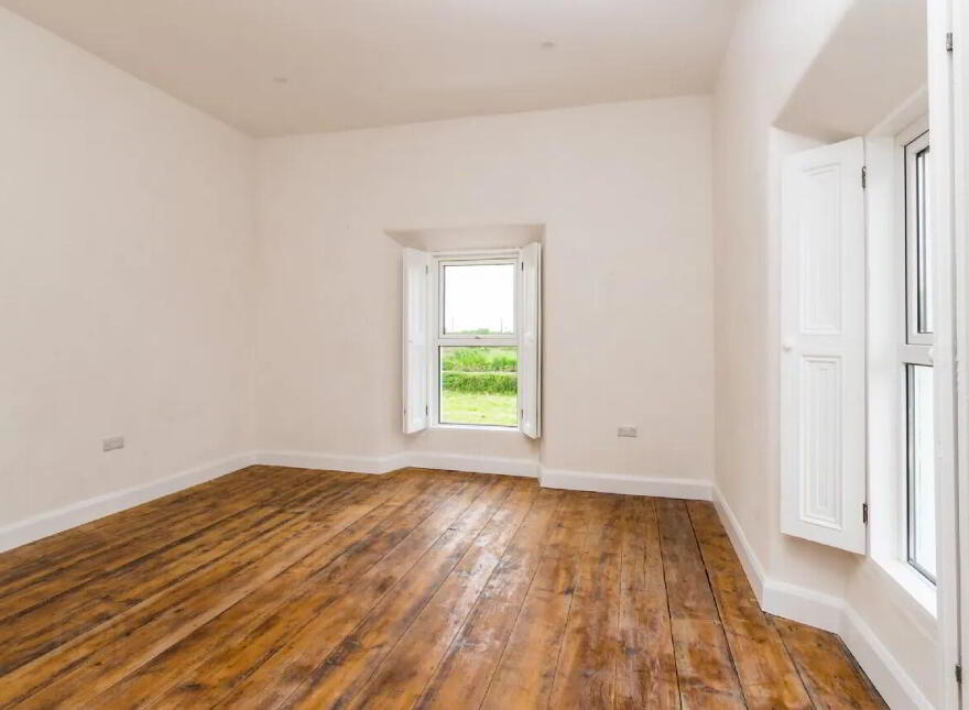 Claras House, Claras, Newtowncashel, N39EE70
