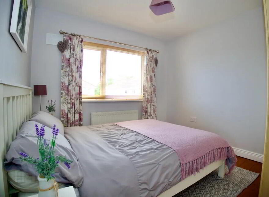 10 Woodville Crescent, Woodville Grange, Athlone, N37K2F7