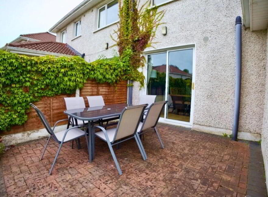 10 Woodville Crescent, Woodville Grange, Athlone, N37K2F7