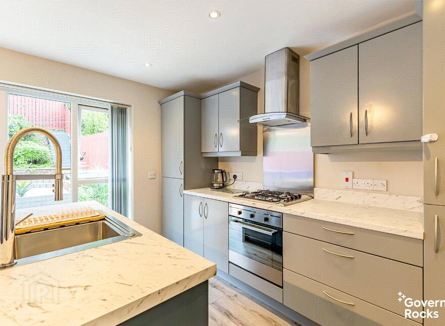 16 Shaftesbury Avenue, Bangor, BT20 3GA