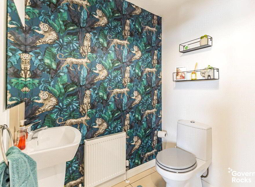 16 Shaftesbury Avenue, Bangor, BT20 3GA