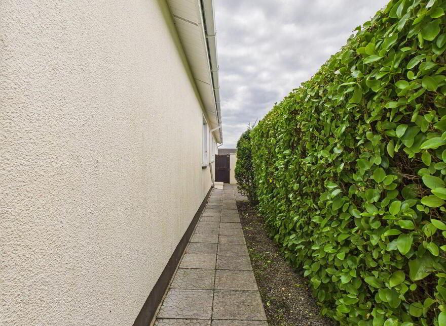 10 Pine Grove, Tramore, X91P389