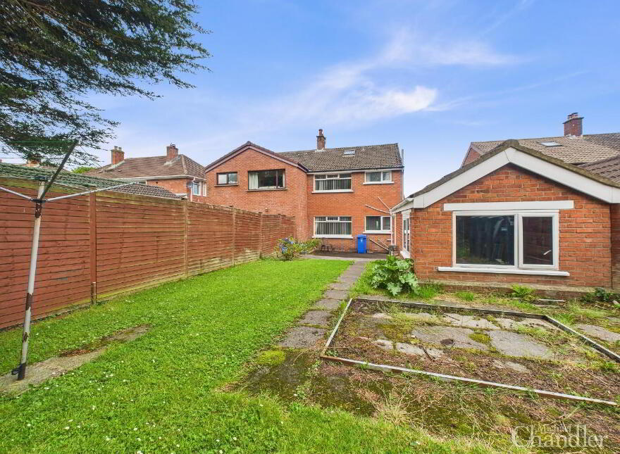 35 Carolhill Drive, Belfast, BT4 2FT