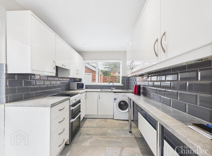 35 Carolhill Drive, Belfast, BT4 2FT