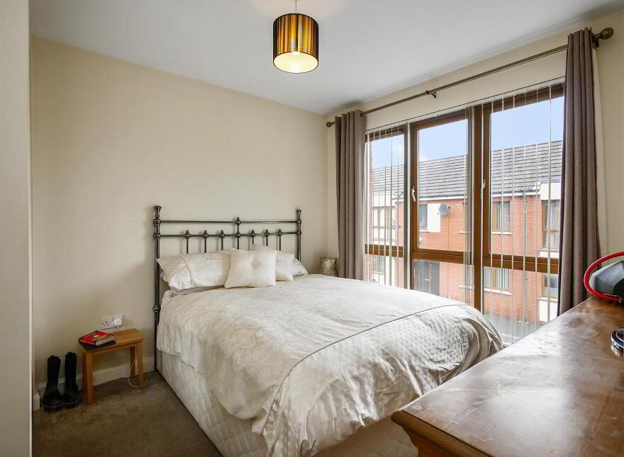 12 Halcombe Street, Cregagh Road, Belfast, BT6 8BE