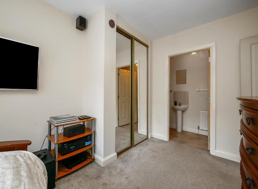 12 Halcombe Street, Cregagh Road, Belfast, BT6 8BE