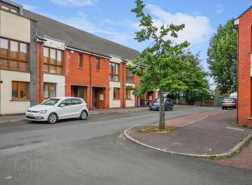 12 Halcombe Street, Cregagh Road, Belfast, BT6 8BE