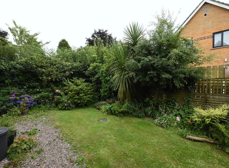 11 Whitethorn Avenue, Newtownards, BT23 8WT