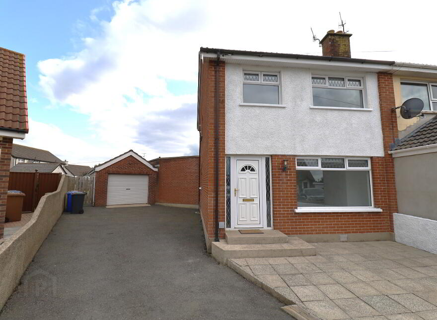 27 Kilhorne Court, Annalong, BT34 4TF