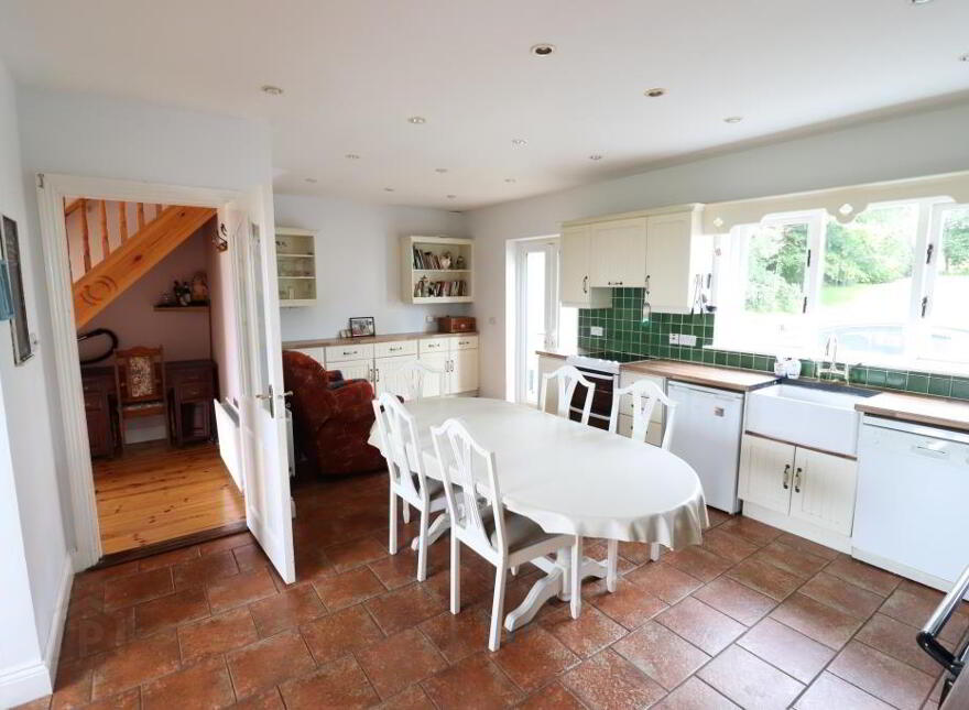 Ballyroe Upper, Kilfinane, V35W248