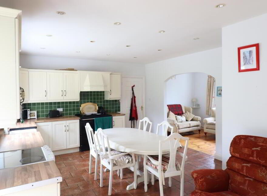 Ballyroe Upper, Kilfinane, V35W248