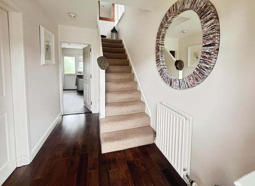 60 Dunbeg Park, Hillsborough, BT26 6AT