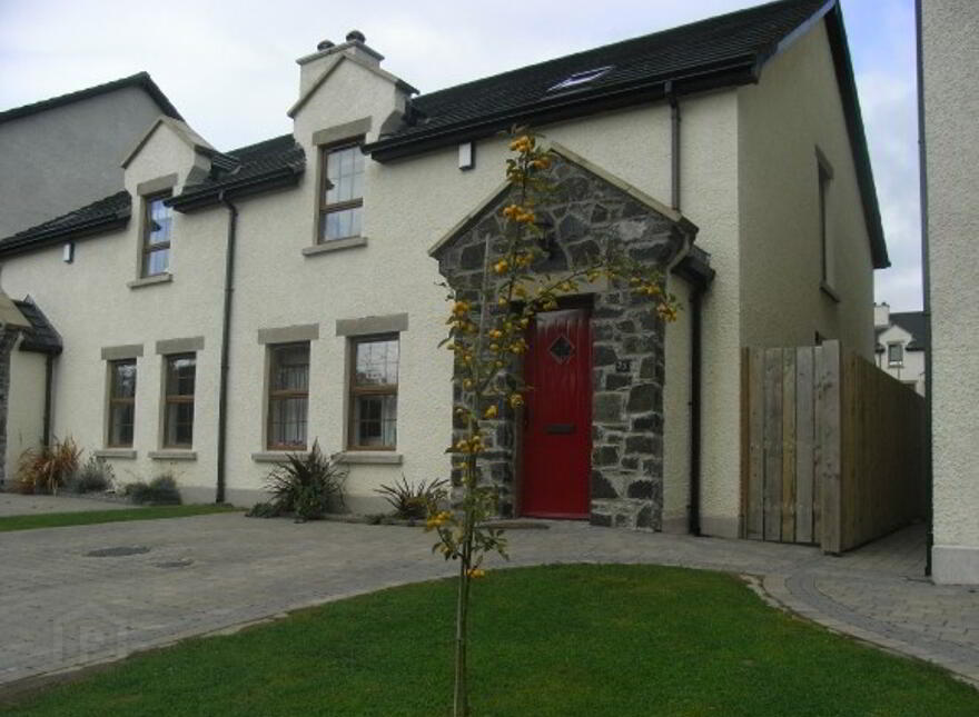33 Bleach Green, Dunadry, BT41 2GZ photo
