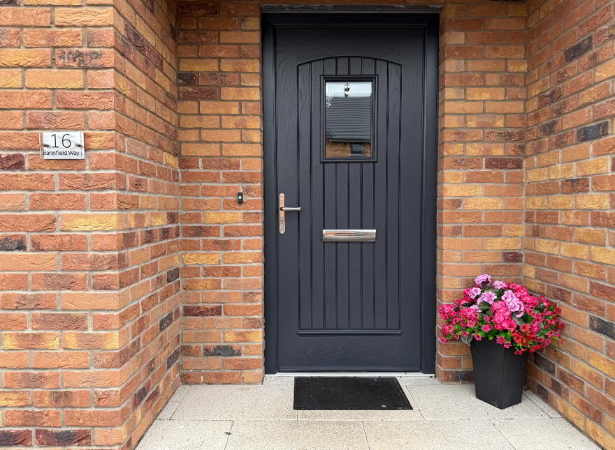 16 Bannfield Way, Toomebridge, BT41 3TF
