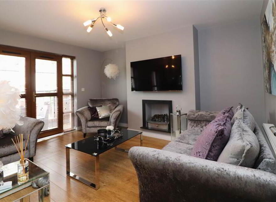 12 Redwood Dale, Redwoods, Dunmurry, Belfast, BT17 9RL