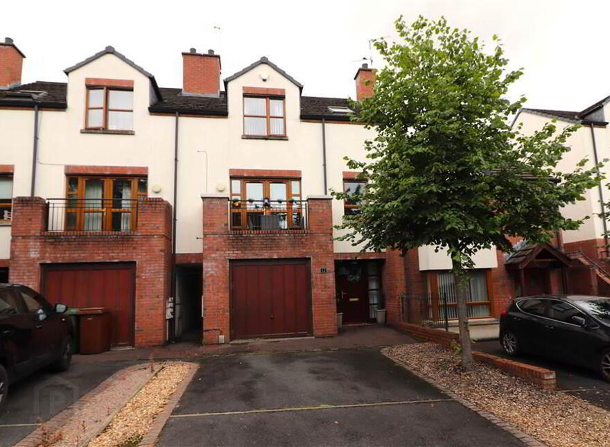 12 Redwood Dale, Redwoods, Dunmurry, Belfast, BT17 9RL photo