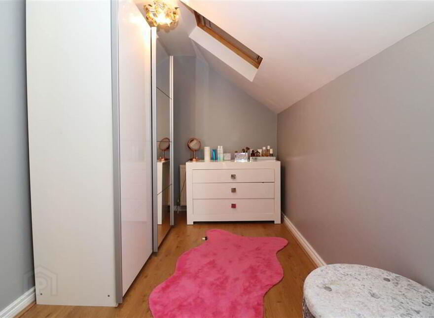 12 Redwood Dale, Redwoods, Dunmurry, Belfast, BT17 9RL