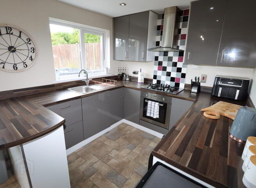 40 Mournebeg Drive, Newtownabbey, BT37 9LT