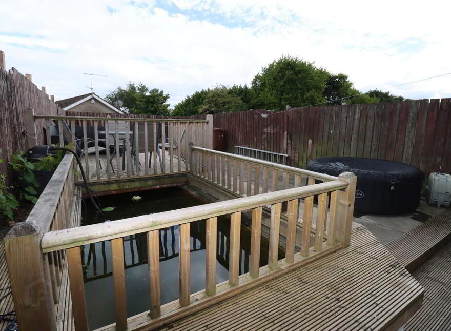 40 Mournebeg Drive, Newtownabbey, BT37 9LT