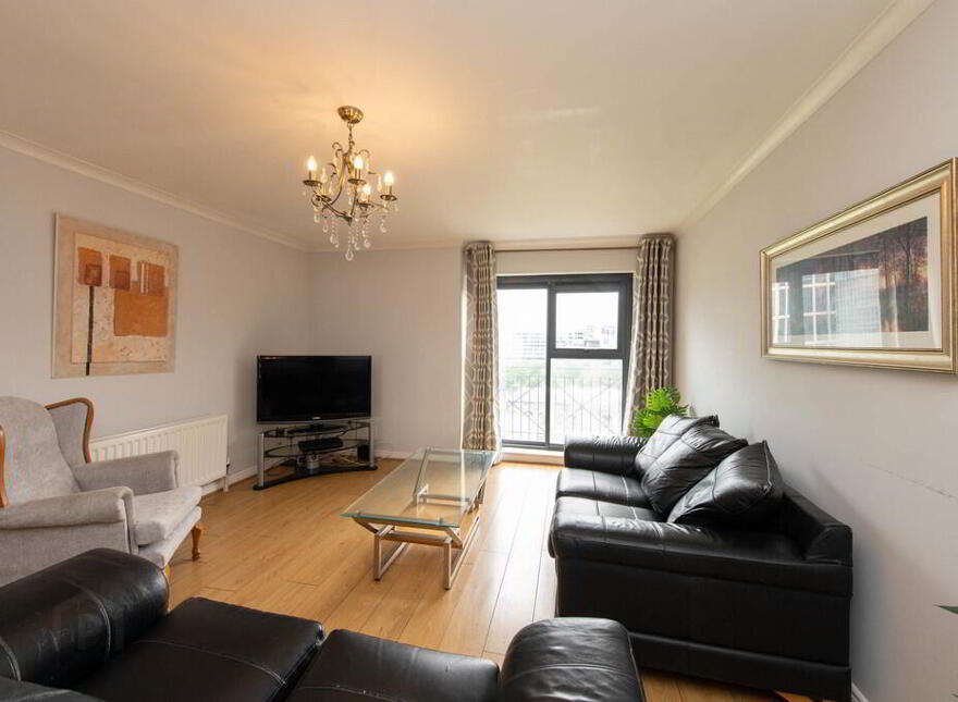 Apt 25 Clarendon Quay, 1 Pilot Street, Belfast, BT1 3AG