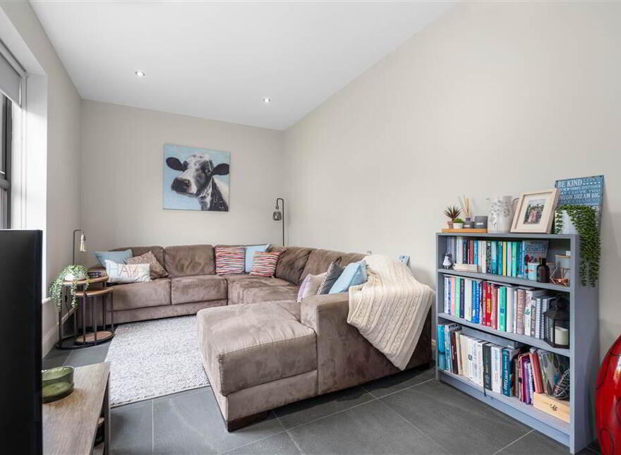 74 Castlegate, Galgorm, Ballymena, BT42 1SD