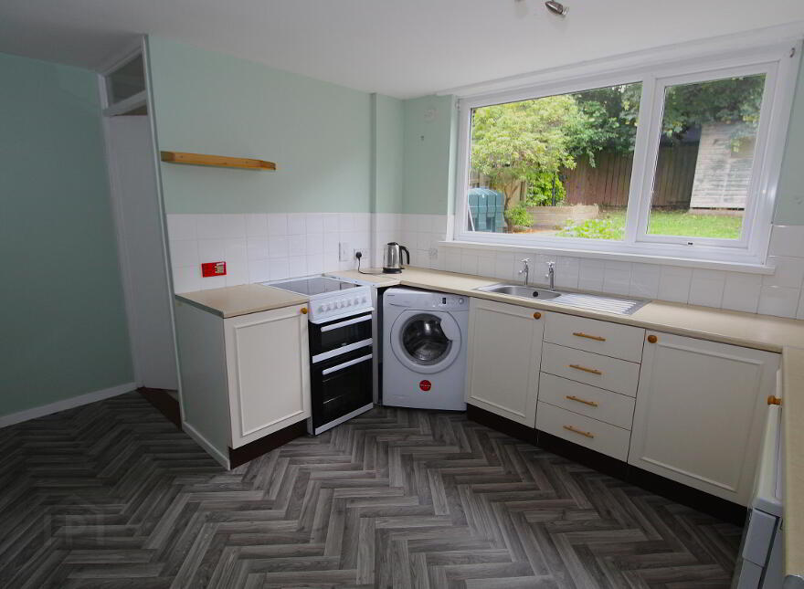 5 Park Hill, Dromore, BT25 1PL