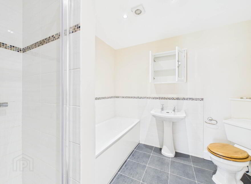 15 Ritchies Wood, Bushmills, BT57 8WD