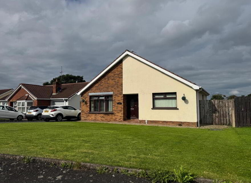 25 The Brambles, Lurgan, BT66 6LP photo