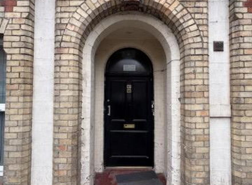 Great 6 Bedroom Apartment, 37 Cromwell Road, Botanic, Belfast, BT7 1JX