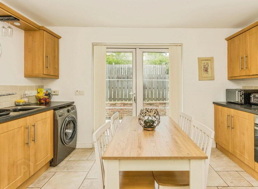 218 Glenwood Court, Lisburn, BT28 3UF