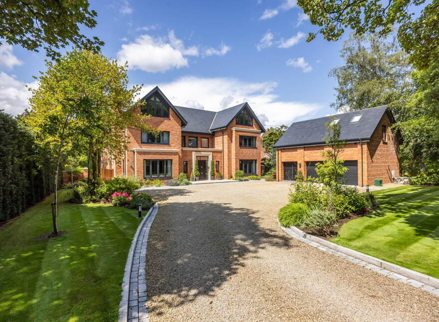 88 Circular Road, Belfast, BT4 2GE