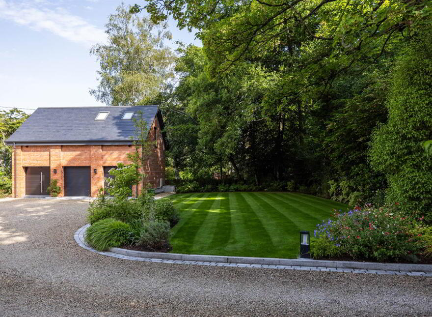 88 Circular Road, Belfast, BT4 2GE