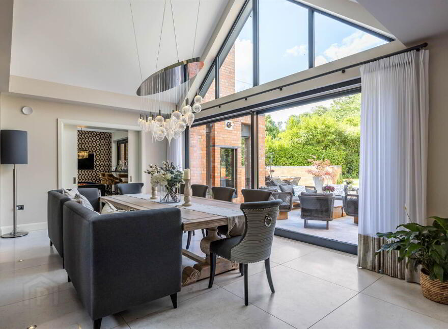 88 Circular Road, Belfast, BT4 2GE