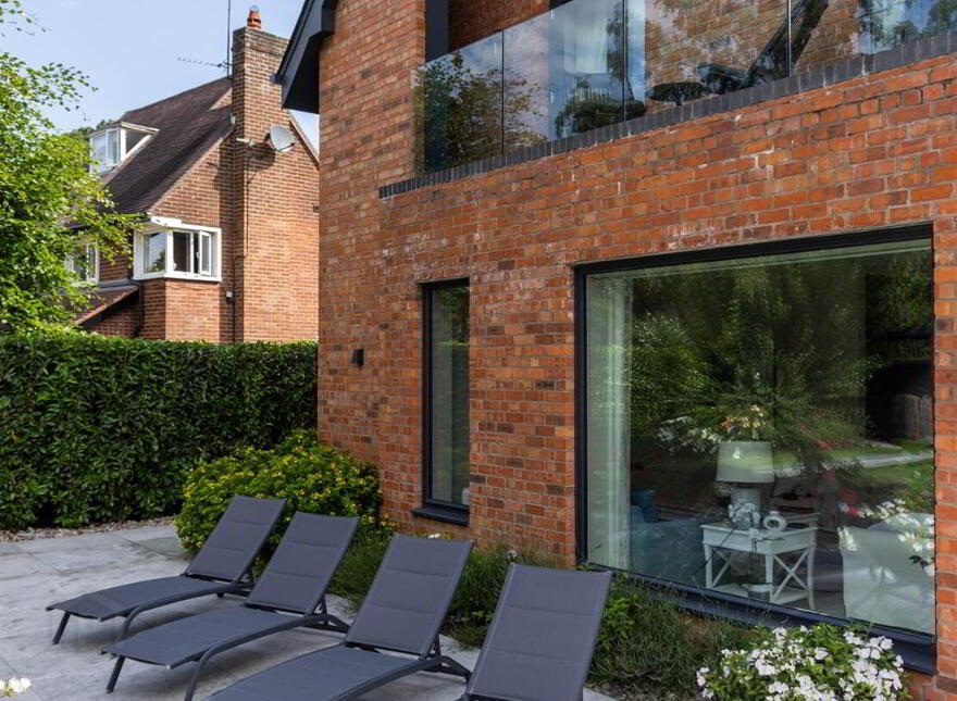 88 Circular Road, Belfast, BT4 2GE
